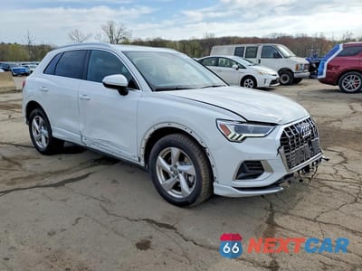 Czwarte zdjęcie samochodu z boku: 2019 AUDI Q3 PREMIUM PLUS VIN:WA1BECF30K1083353 - miniatura