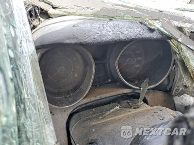Zdjęcie 9 z 12 samochodu: 2012 HYUNDAI ELANTRA GLS VIN:5NPDH4AE0CH150077 - miniatura