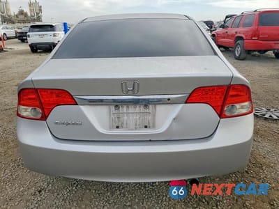 Zdjęcie 6 z 13 samochodu: 2010 HONDA CIVIC LX VIN:19XFA1F57AE067543 - miniatura