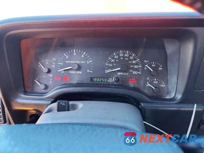 Zdjęcie 9 z 13 samochodu: 1998 JEEP CHEROKEE SPORT VIN:1J4FT68S2WL109605 - miniatura