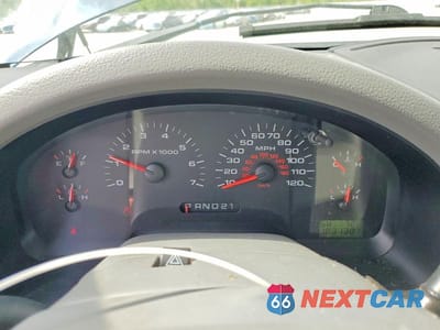 Zdjęcie 9 z 12 samochodu: 2005 FORD F-150 VIN:1FTPW12535FB53245 - miniatura