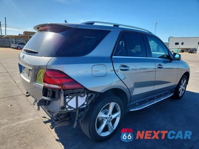 Trzecie zdjęcie samochodu z tyłu: 2016 MERCEDES-BENZ GLE 350 VIN:4JGDA5JB4GA693621 - miniatura