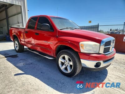 Czwarte zdjęcie samochodu z boku: 2007 DODGE RAM 1500 ST VIN:1D7HU18P57S136272 - miniatura