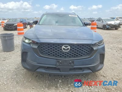 Piąte zdjęcie samochodu w środku: 2025 MAZDA CX-50 PREFERRED VIN:7MMVABBM5SN317521 - miniatura