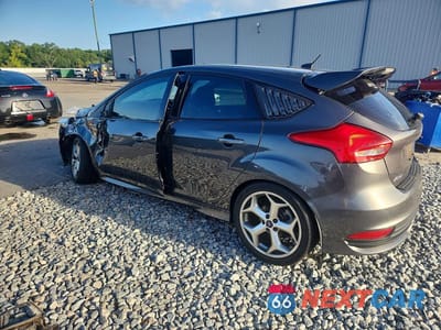 Drugie zdjęcie samochodu z przodu: 2016 FORD FOCUS ST VIN:1FADP3L94GL318291 - miniatura