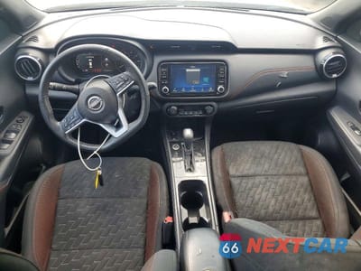 Zdjęcie 8 z 12 samochodu: 2022 NISSAN KICKS SR VIN:3N1CP5DV9NL486719 - miniatura