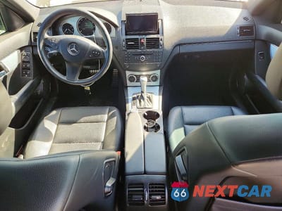 Zdjęcie 8 z 12 samochodu: 2008 MERCEDES-BENZ C 300 VIN:WDDGF54X78F074113 - miniatura