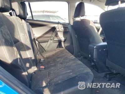 Zdjęcie 11 z 13 samochodu: 2018 TOYOTA RAV4 LE VIN:JTMZFREVXJJ181215 - miniatura