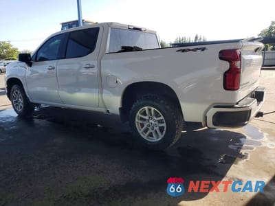 Drugie zdjęcie samochodu z przodu: 2019 CHEVROLET SILVERADO K1500 RST VIN:1GCUYEED9KZ317051 - miniatura