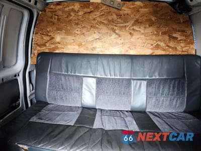 Zdjęcie 10 z 13 samochodu: 2019 CHEV EXPRESS G2500 VIN:1GCWGBFP4K1204822 - miniatura