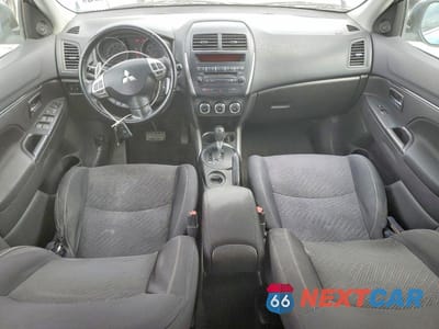 Zdjęcie 8 z 12 samochodu: 2013 MITSUBISHI OUTLANDER SPORT SE VIN:4A4AP4AU3DE004084 - miniatura