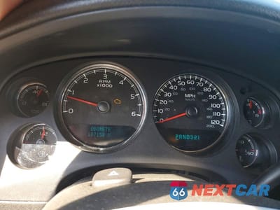 Zdjęcie 9 z 12 samochodu: 2007 CHEVROLET SUBURBAN K1500 VIN:1GNFK16387J285618 - miniatura