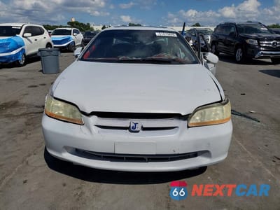 Piąte zdjęcie samochodu w środku: 2000 HONDA ACCORD EX VIN:1HGCG2255YA015131 - miniatura