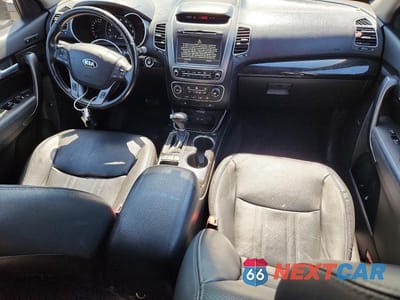 Zdjęcie 8 z 12 samochodu: 2014 KIA SORENTO EX VIN:5XYKUDA7XEG461370 - miniatura
