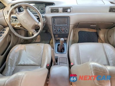 Zdjęcie 8 z 11 samochodu: 2000 TOYOTA CAMRY LE V6 VIN:4T1BF22K1YU940583 - miniatura