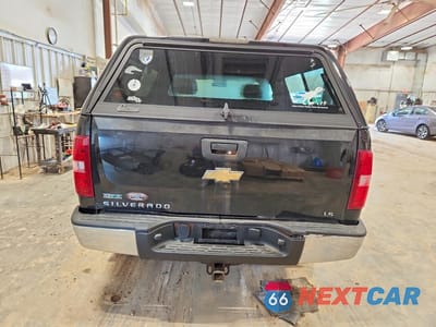 Zdjęcie 6 z 11 samochodu: 2011 CHEVROLET SILVERADO K1500 VIN:1GCNKPE06BZ205631 - miniatura