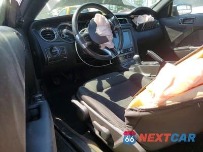 Zdjęcie 8 z 12 samochodu: 2014 FORD MUSTANG VIN:1ZVBP8AMXE5203683 - miniatura