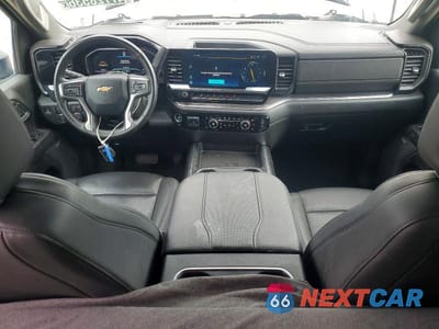 Zdjęcie 8 z 13 samochodu: 2024 CHEVROLET SILVERADO K3500 LTZ VIN:1GC4YUEY5RF338553 - miniatura