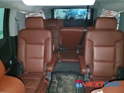 Zdjęcie 10 z 13 samochodu: 2019 CHEVROLET SUBURBAN K1500 PREMIER VIN:1GNSKJKJ7KR247018 - miniatura