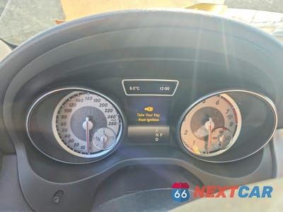 Zdjęcie 9 z 12 samochodu: 2016 MERCEDES-BENZ CLA 250 4MATIC VIN:WDDSJ4GB7GN363094 - miniatura
