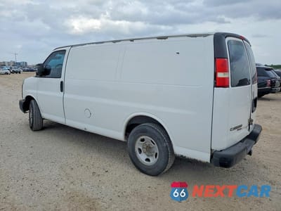 Drugie zdjęcie samochodu z przodu: 2012 CHEVROLET EXPRESS G3500 UTILITY / SERVICE VAN VIN:1GCZGTBG7C1175522 - miniatura