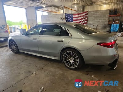 Drugie zdjęcie samochodu z przodu: 2025 MERCEDES-BENZ S 580 4MATIC VIN:W1K6G7GB4SA323511 - miniatura