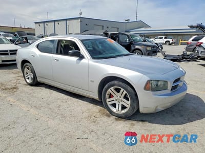 Czwarte zdjęcie samochodu z boku: 2006 DODGE CHARGER SE VIN:2B3LA43G76H301428 - miniatura