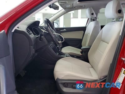 Zdjęcie 7 z 14 samochodu: 2019 VOLKSWAGEN TIGUAN SE VIN:3VV2B7AX4KM140190 - miniatura