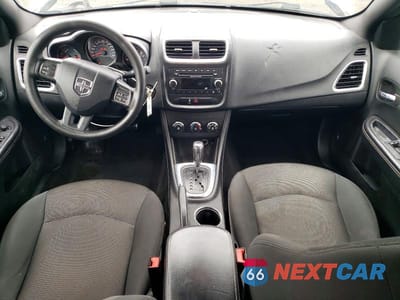 Zdjęcie 8 z 12 samochodu: 2014 DODGE AVENGER SE VIN:1C3CDZAB7EN117112 - miniatura