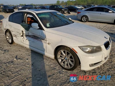 Czwarte zdjęcie samochodu z boku: 2011 BMW 328 I SULEV VIN:WBAPH5C56BA443890 - miniatura