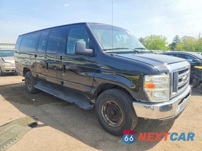 Czwarte zdjęcie samochodu z boku: 2010 FORD ECONOLINE E350 SUPER DUTY WAGON VIN:1FBSS3BL1ADA69290 - miniatura