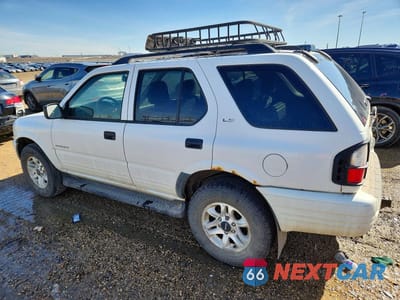 Drugie zdjęcie samochodu z przodu: 2002 ISUZU RODEO S VIN:4S2DM58W824700666 - miniatura