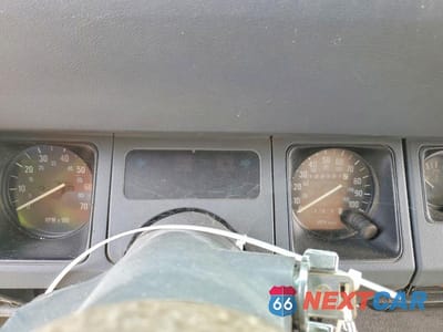 Zdjęcie 9 z 13 samochodu: 1989 JEEP WRANGLER / YJ VIN:2J4FY19E5KJ135483 - miniatura