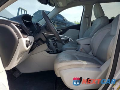 Zdjęcie 7 z 13 samochodu: 2021 JEEP CHEROKEE LATITUDE LUX VIN:1C4PJLMX8MD209019 - miniatura