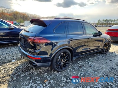 Trzecie zdjęcie samochodu z tyłu: 2016 PORSCHE CAYENNE TURBO VIN:WP1AC2A26GLA86140 - miniatura