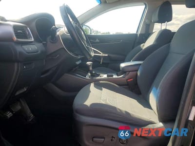 Zdjęcie 7 z 13 samochodu: 2019 KIA SORENTO S V6 VIN:5XYPGDA5XKG584514 - miniatura