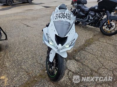 Drugie zdjęcie samochodu z przodu: 2021 KAWASAKI ZX636 K VIN:JKBZXJH11MA008412 - miniatura