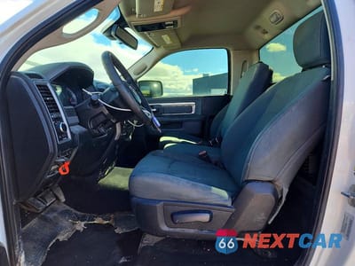 Zdjęcie 7 z 12 samochodu: 2016 RAM 1500 ST VIN:3C6JR7DT0GG202101 - miniatura