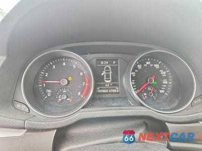 Zdjęcie 9 z 12 samochodu: 2017 VOLKSWAGEN PASSAT R-LINE VIN:1VWDT7A36HC040200 - miniatura