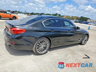 Trzecie zdjęcie samochodu z tyłu: 2017 BMW 540 I VIN:WBAJE5C31HG915688 - miniatura