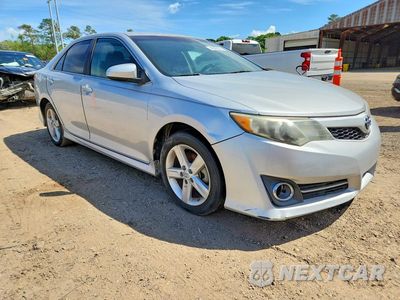 Czwarte zdjęcie samochodu z boku: 2014 TOYOTA CAMRY SE VIN:4T1BF1FK3EU315697 - miniatura