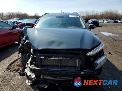 Piąte zdjęcie samochodu w środku: 2018 HYUNDAI KONA LIMITED VIN:KM8K3CA55JU141339 - miniatura