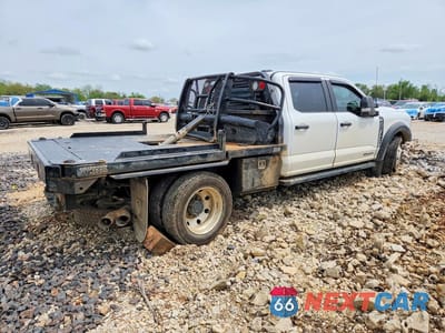 Trzecie zdjęcie samochodu z tyłu: 2024 FORD F450 VIN:1FT8W4DT7REE46529 - miniatura