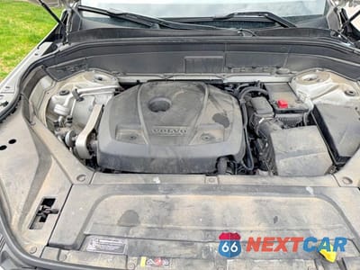 Zdjęcie 7 z 10 samochodu: 2016 VOLVO XC90 T6 VIN:YV4A22PKXG1042940 - miniatura