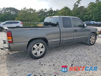 Trzecie zdjęcie samochodu z tyłu: 2001 CHEVROLET SILVERADO C1500 VIN:2GCEC19V711156527 - miniatura