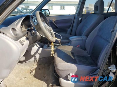 Zdjęcie 7 z 12 samochodu: 2002 TOYOTA RAV4 BASE VIN:JTEGH20V926003909 - miniatura