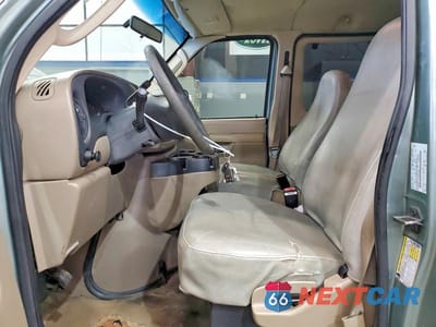 Zdjęcie 7 z 14 samochodu: 2006 FORD ECONOLINE E350 SUPER DUTY WAGON VIN:1FBNE31L76DA81912 - miniatura