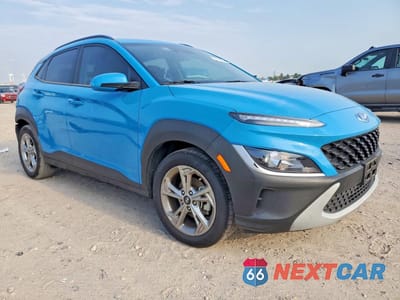 Czwarte zdjęcie samochodu z boku: 2023 HYUNDAI KONA VIN:KM8K62AB1PU968013 - miniatura