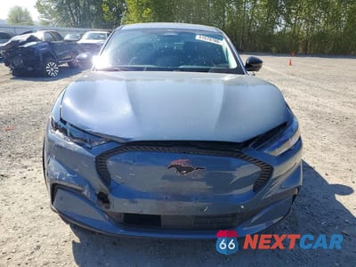Piąte zdjęcie samochodu w środku: 2024 FORD MUSTANG MACH-E SELECT VIN:3FMTK1R40RMA20869 - miniatura