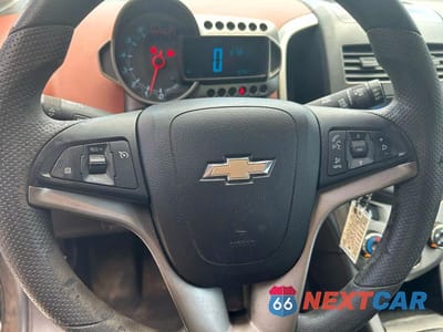 Zdjęcie 12 z 14 samochodu: 2012 CHEVROLET SONIC LT VIN:1G1JD6SB5C4189714 - miniatura